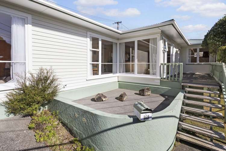 108 Warwick Street Wilton_12