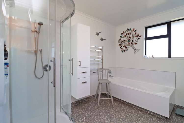 79 Whiterocks Road Deborah_11