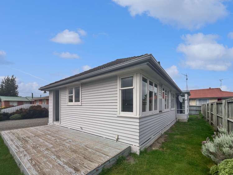 121B Elizabeth St Allenton_11