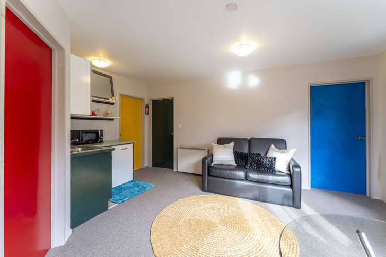 30 Hassals Lane Waltham_24