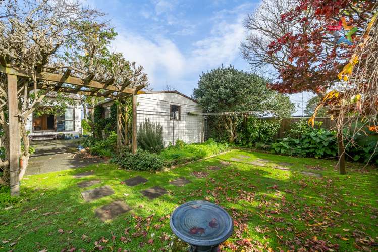 15 Waikare Avenue Waiwhetu_21