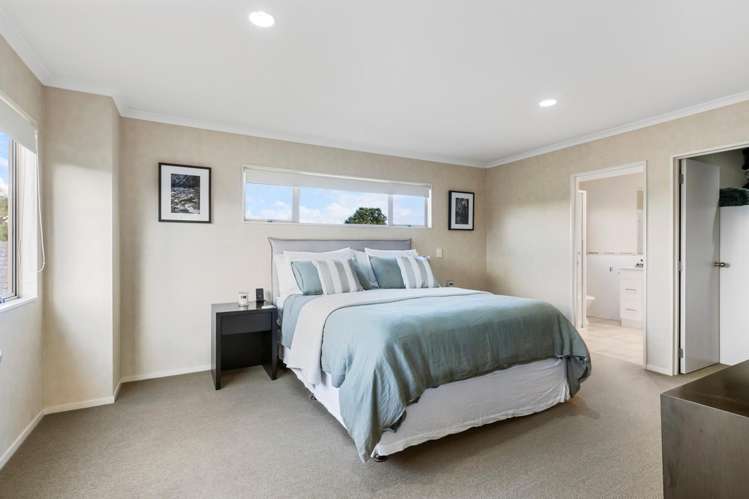 11 Greta Banks Place Wattle Downs_21