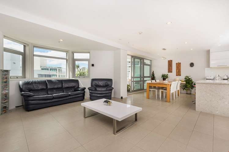 8a/205 Hobson Street Auckland Central_13