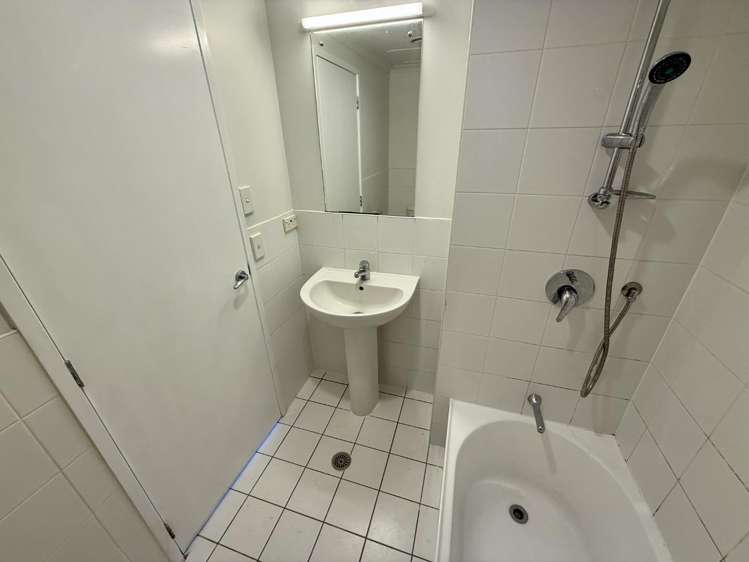 2B/18 Ronwood Ave 10685_11