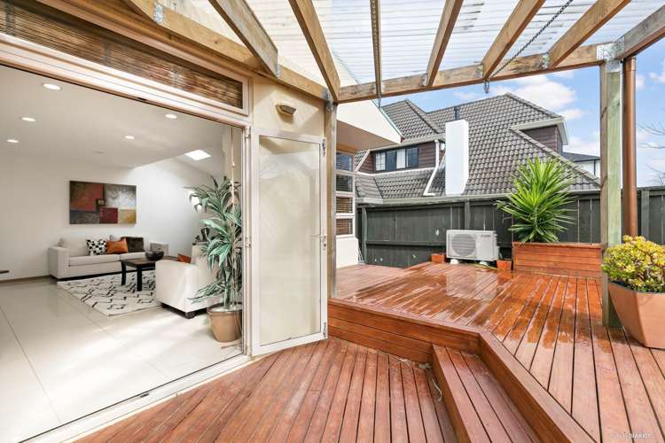 8a Queen Mary Avenue Epsom_7