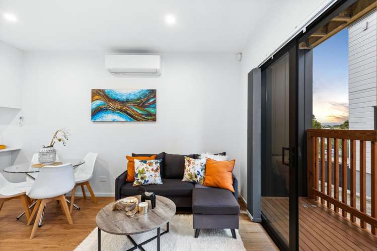 12b Woodhouse Place West Harbour_12
