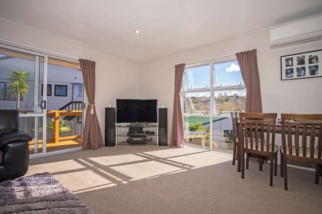 68 Trias Road Totara Vale_2