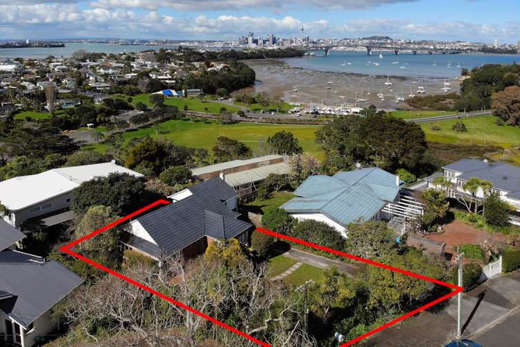 42 Seaview Avenue Northcote_21