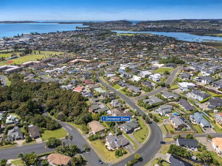 1 Grovenor Drive Orewa_18