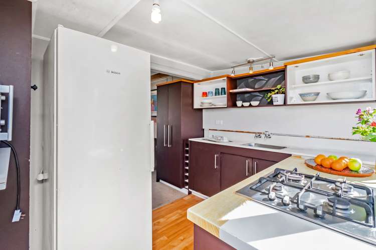 20 Broadway Avenue Waikuku Beach_12