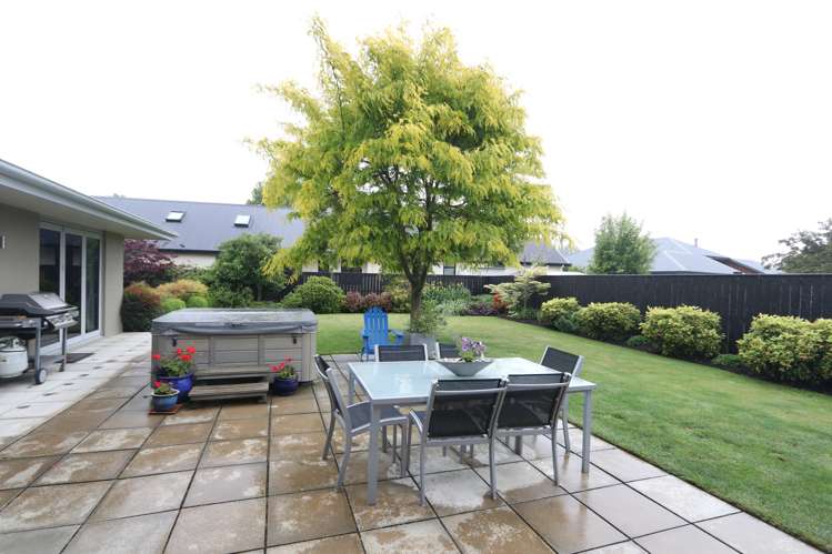 67 Farm Road Allenton_18