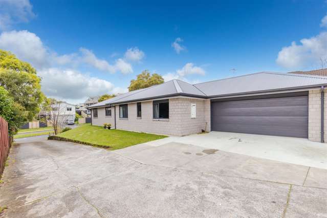 2 Moreland Avenue Pukete_1