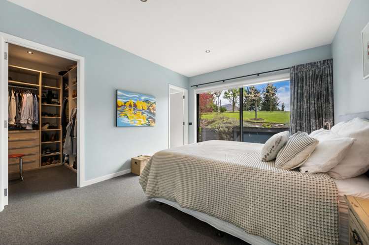 37 Pendeen Crescent Jacks Point_14