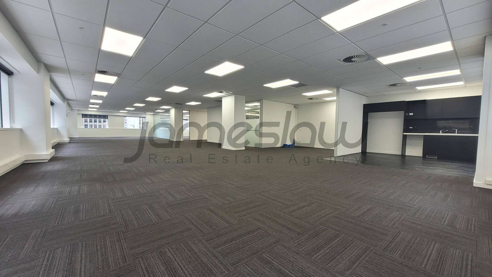 Unit 1/Level 9/120 Albert Street City Centre_0