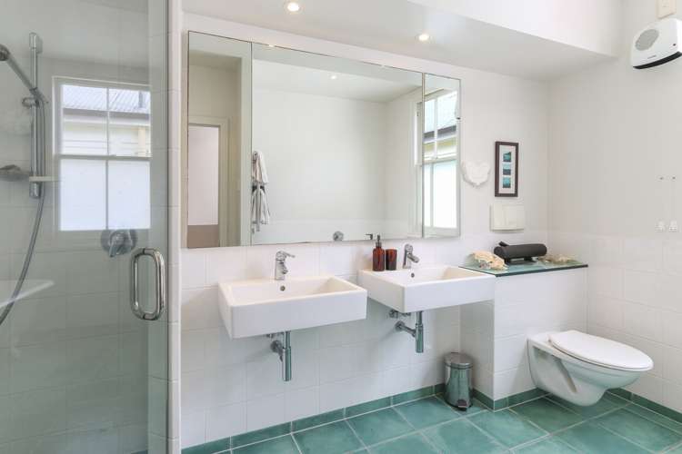 127 Crummer Road Grey Lynn_17
