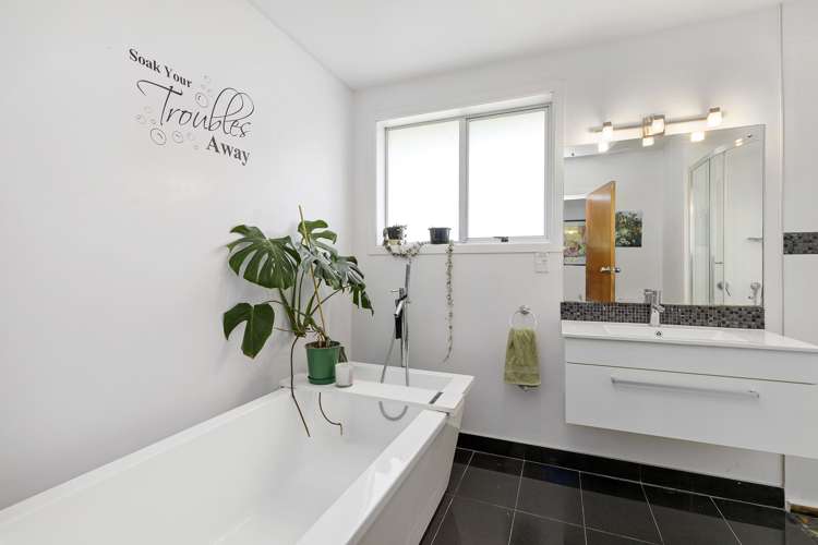 418b Stokes Valley Road Stokes Valley_12