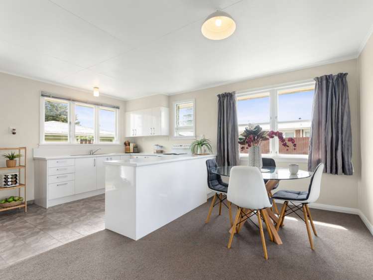 19 Hale Street Blenheim Central_5