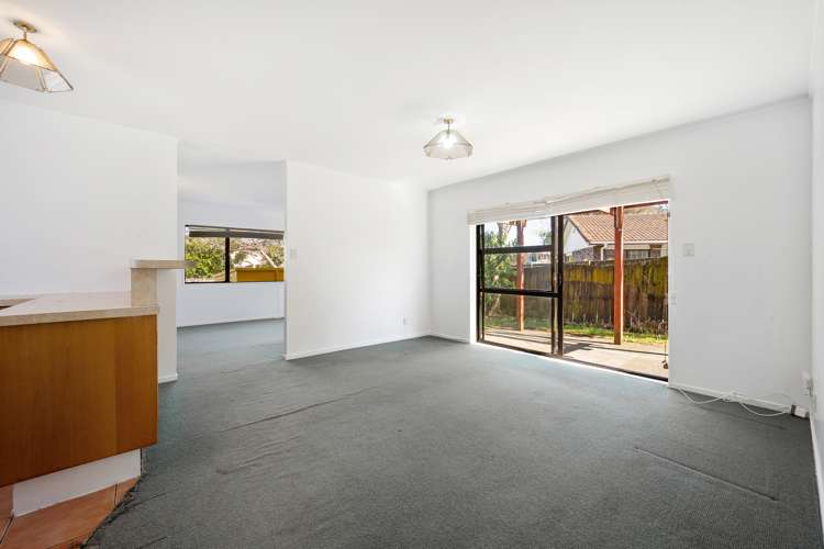 58 Aviemore Drive Highland Park_6