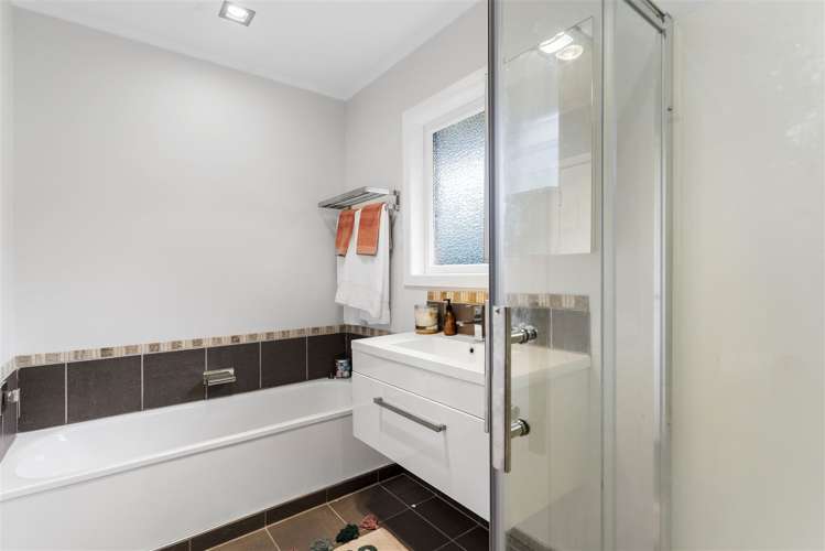 21 Ward Crescent Te Atatu Peninsula_21