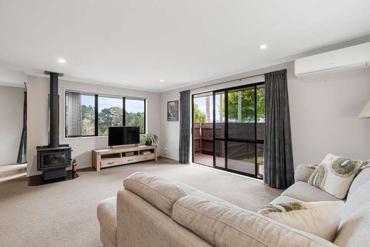 6 Atkins Way Ohauiti_12