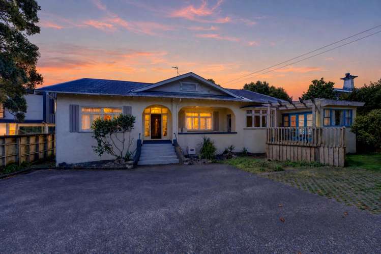 4 MacMurray Road_0