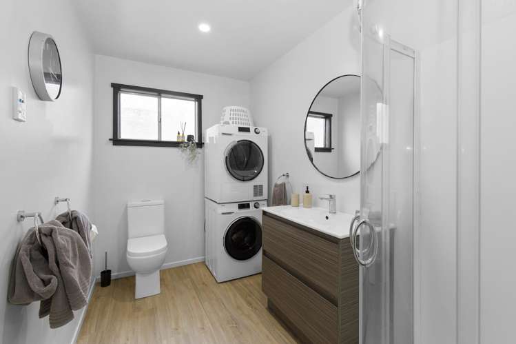 71E Randwick Crescent Moera_11