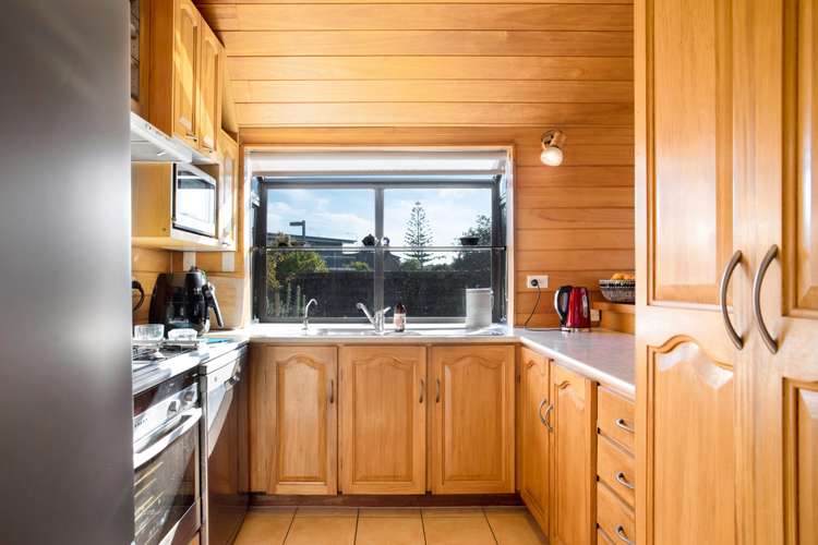 7 Sunrise Lane Te Atatu South_24