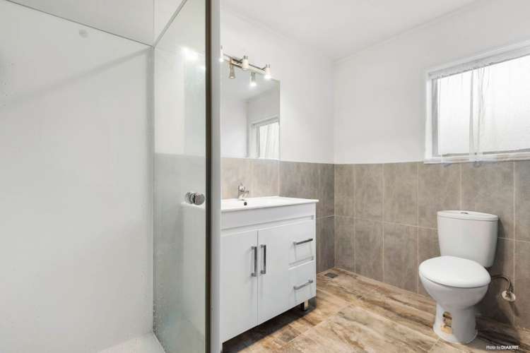 60a Tiroroa Avenue Te Atatu South_8