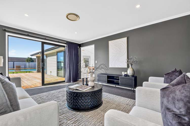 34 Alan Livingston Drive Cambridge_19
