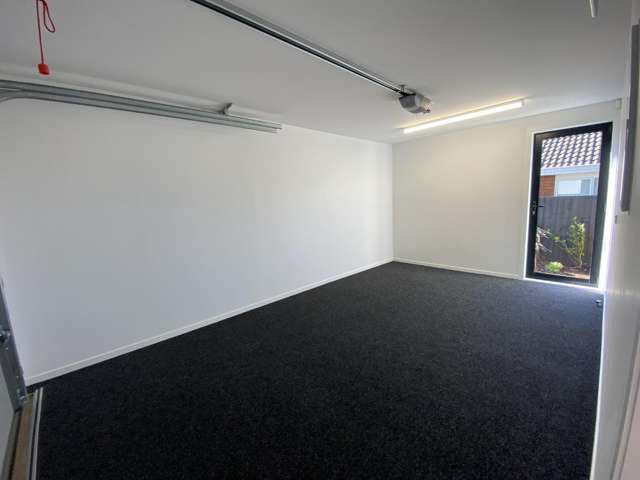 2/1 Sugden Street 10222_3