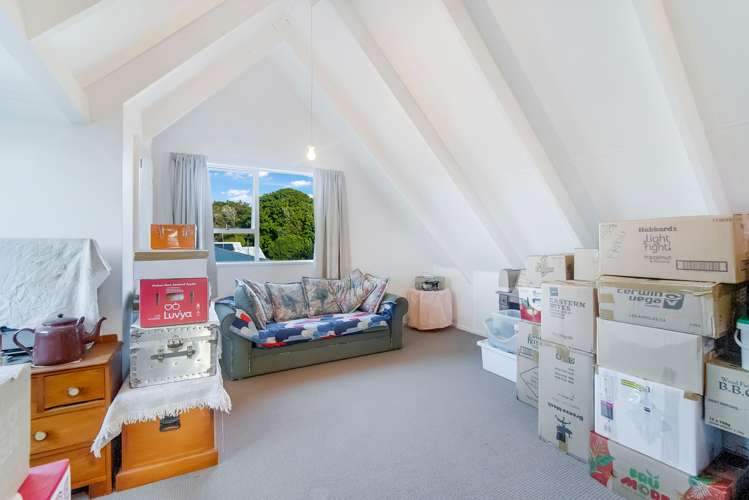 14 Cumming Street Okato_11