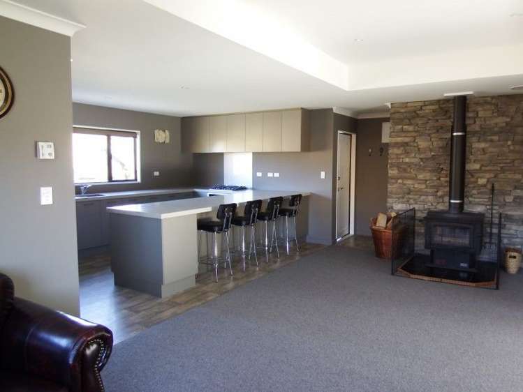 14 Cheeseman Terrace Castle Hill_2