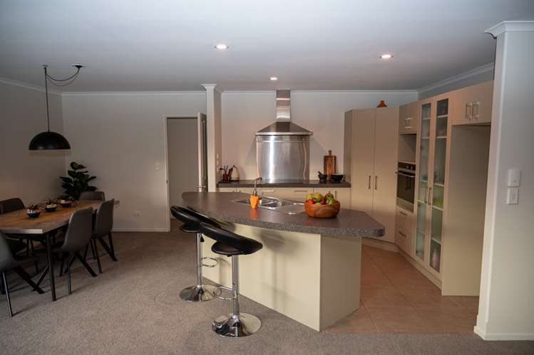 32 Millstream Drive Northwood_7