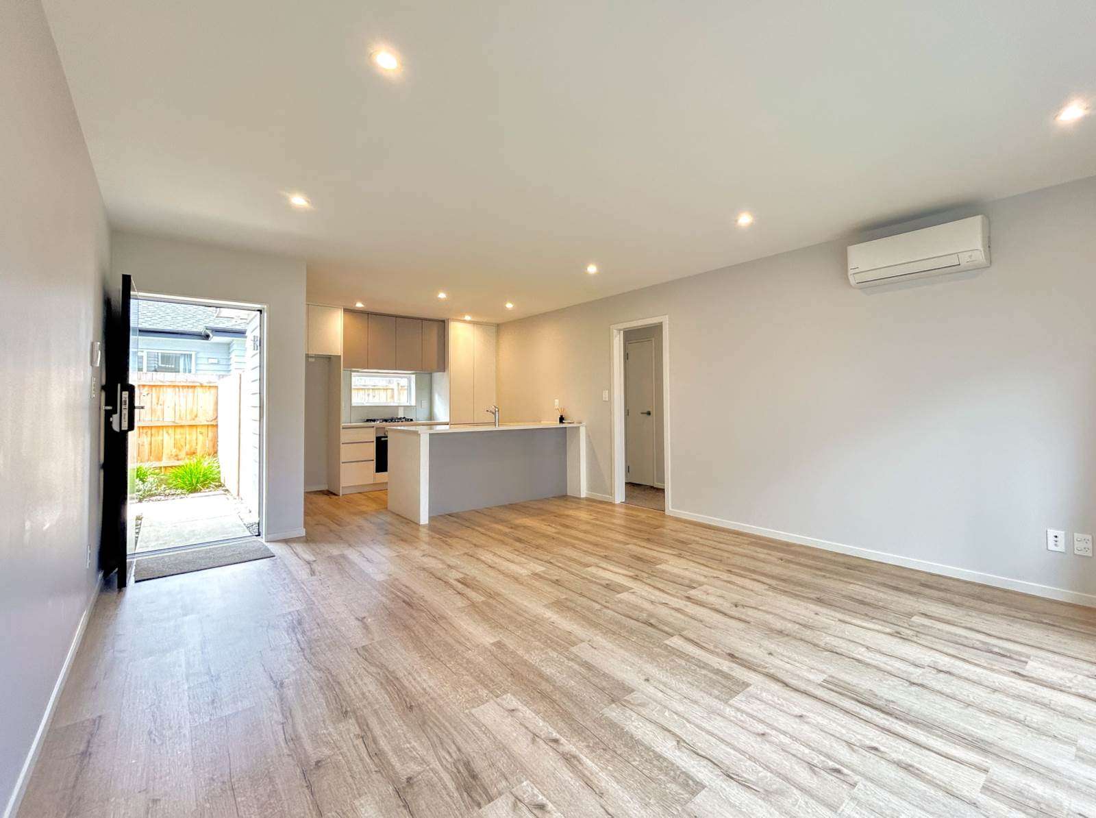 17A Madden Avenue Kumeu Rodney Houses for Rent One Roof