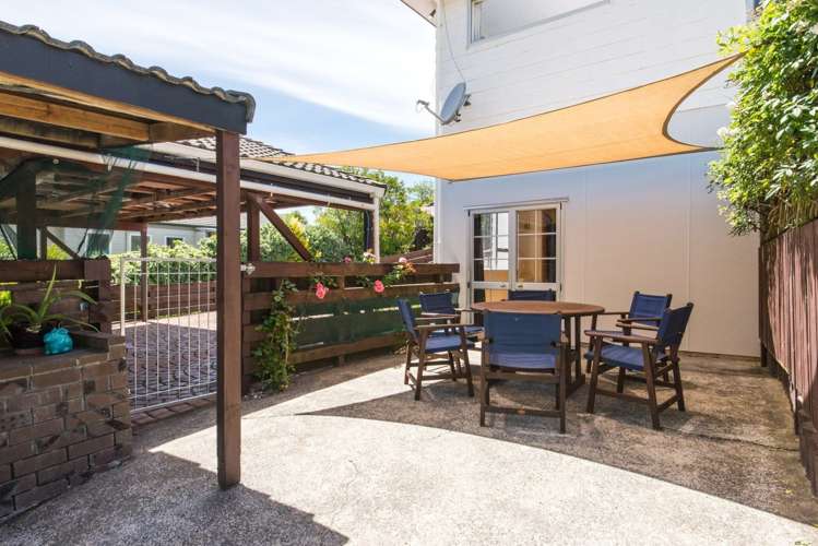 22 Malmo Place Massey_13