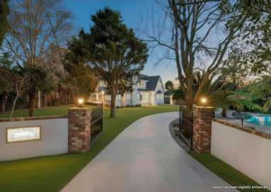 147B Whangaparaoa Road_1