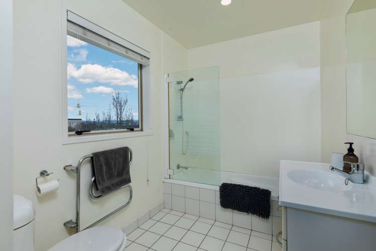 3/2 Upper Queen Street Auckland Central_13