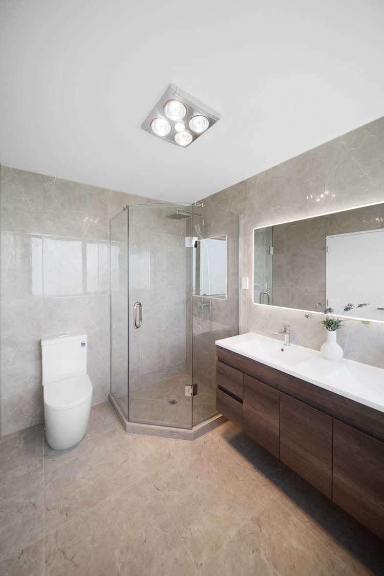 13 Korowhiti Road Clarks Beach_18