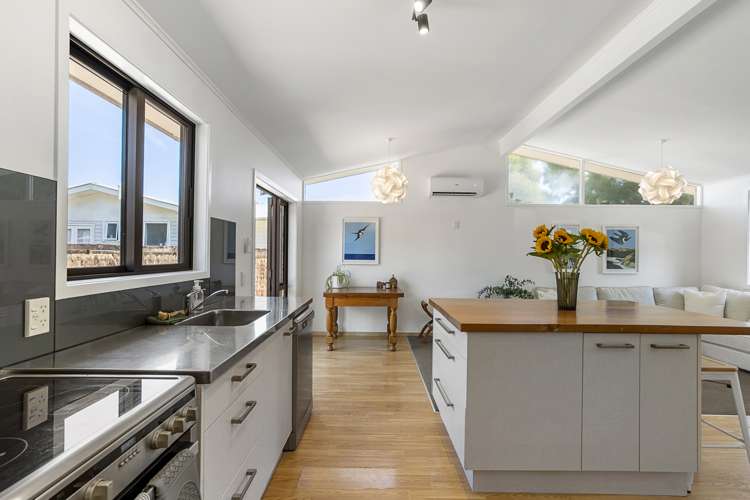 10 Inver Street Glen Eden_12