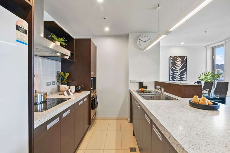 8C/11 Tennyson St_4