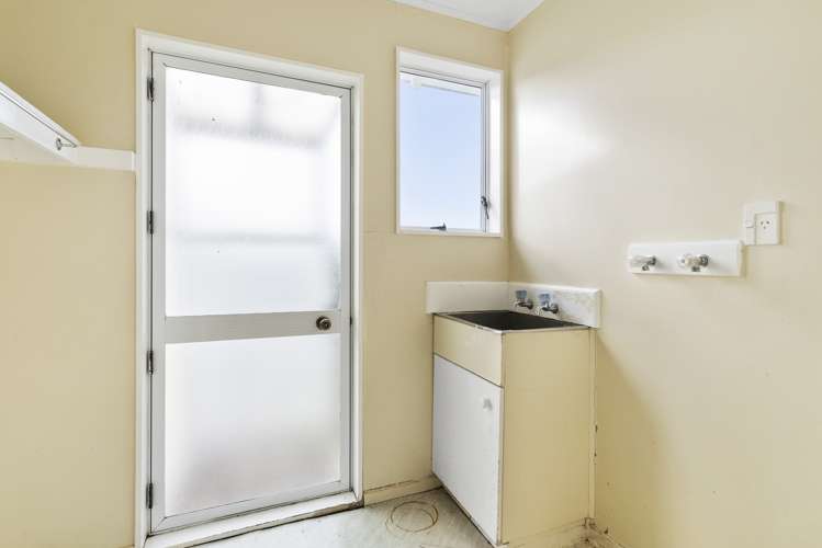 18 Chislehurst Street Henderson_16