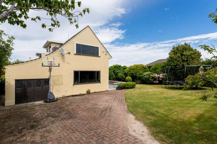 13 Aytoun Street Shiel Hill_18