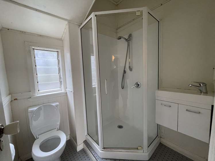 1 Porritt Avenue Mount Victoria_3