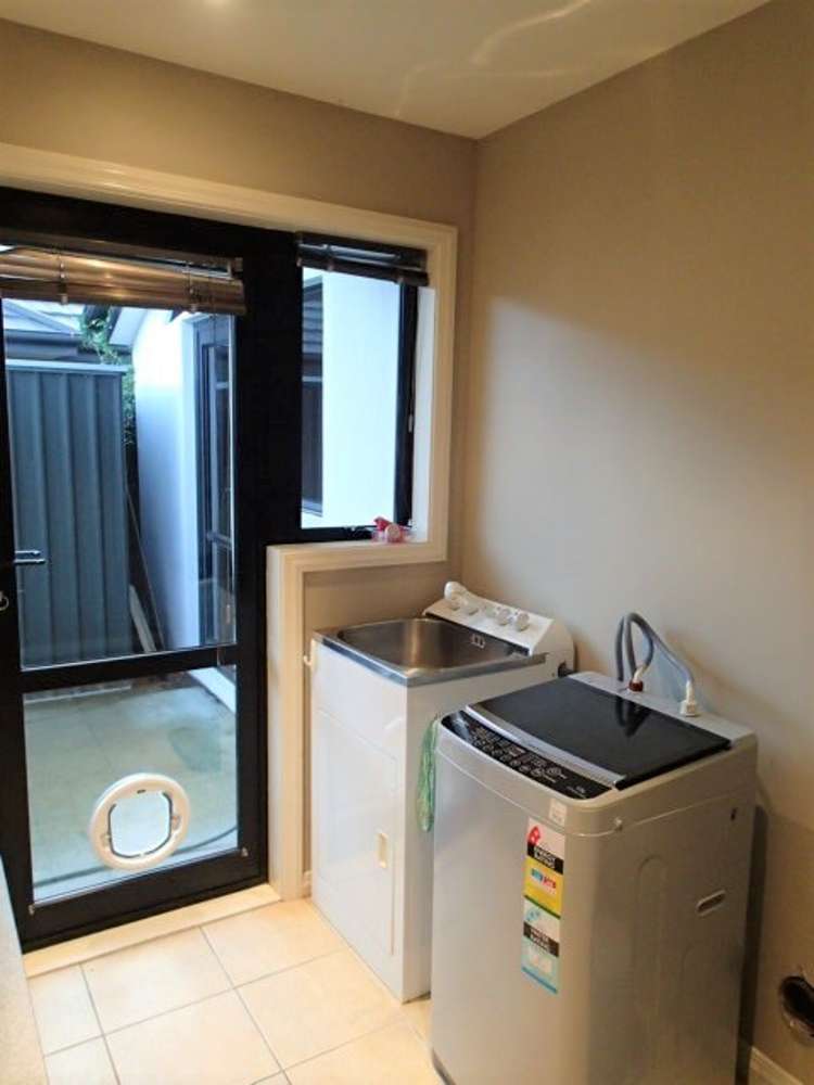 24 Glastonbury Drive Burwood_13