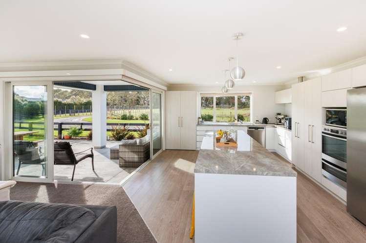 106 Reid Line East Aorangi_8