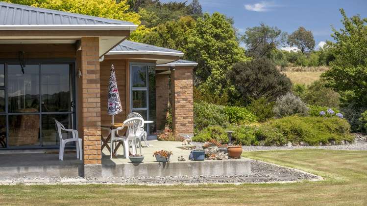 223 Masterton Stronvar Road Masterton_12