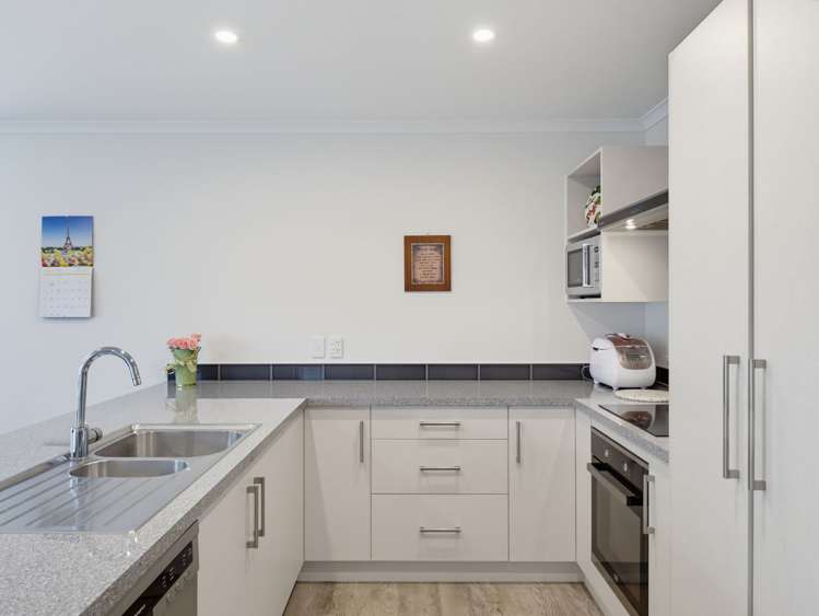 90 Monrad Street Highbury_15
