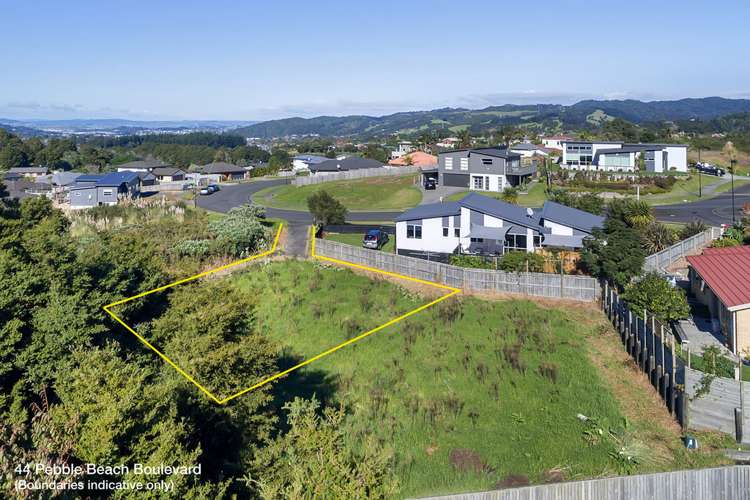 52 Pebble Beach Boulevard Kamo_10