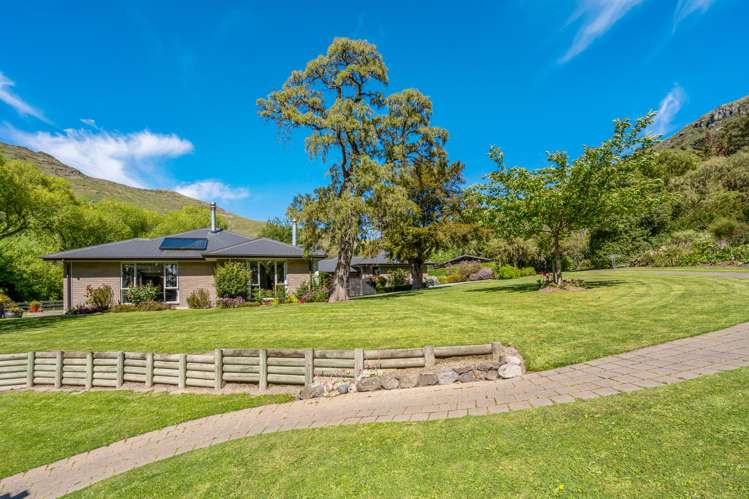 69 Avoca Valley Road Heathcote Valley_36