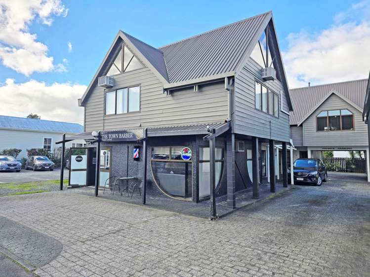 Unit F/150 Bank Street Kensington_13